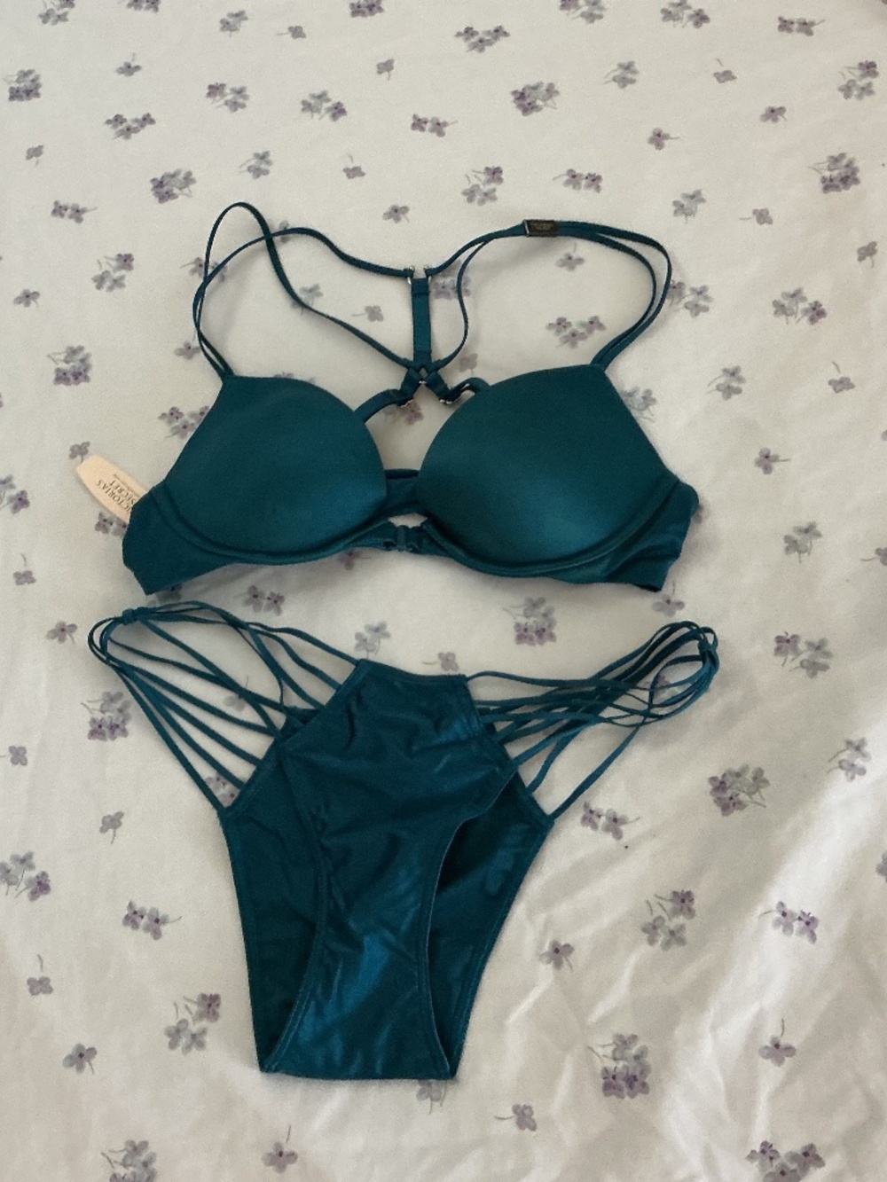 Victoria’s Secret Very Sexy Teal Front Close Bra and Panty